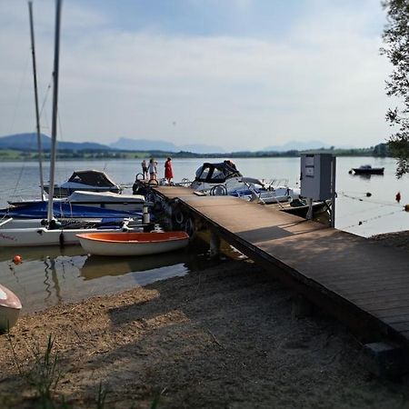 Mobilheim Chalet Bei Georg Seekirchen am Wallersee Buitenkant foto