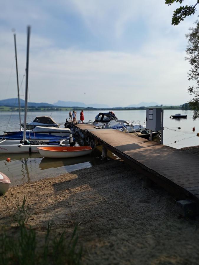 Mobilheim Chalet Bei Georg Seekirchen am Wallersee Buitenkant foto