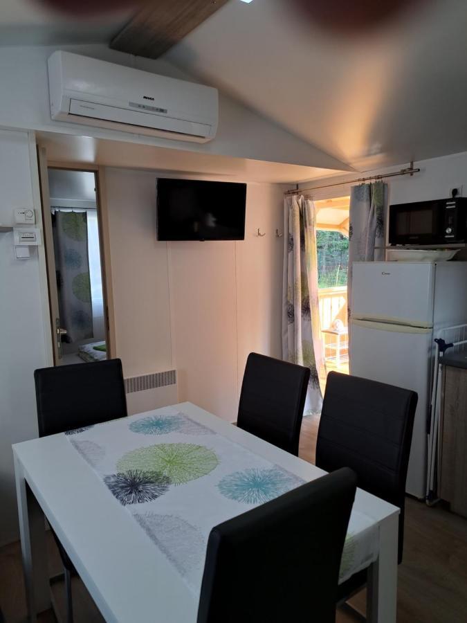 Mobilheim Chalet Bei Georg Seekirchen am Wallersee Buitenkant foto